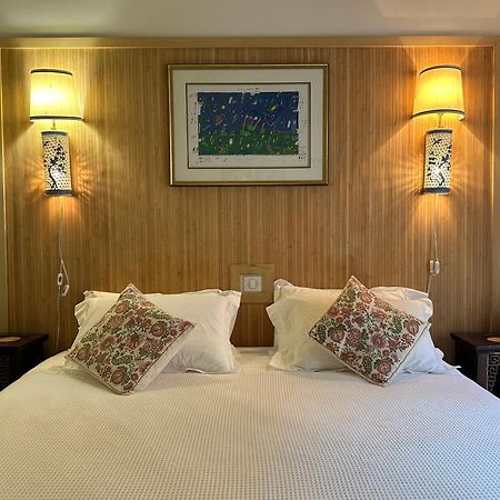 La Cour Carree Bed and Breakfast Rustrel Εξωτερικό φωτογραφία